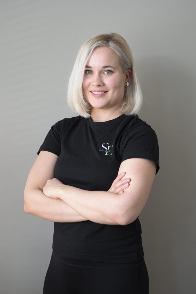 Stiina-Eveliina — Fysioterapeutti & Hieroja